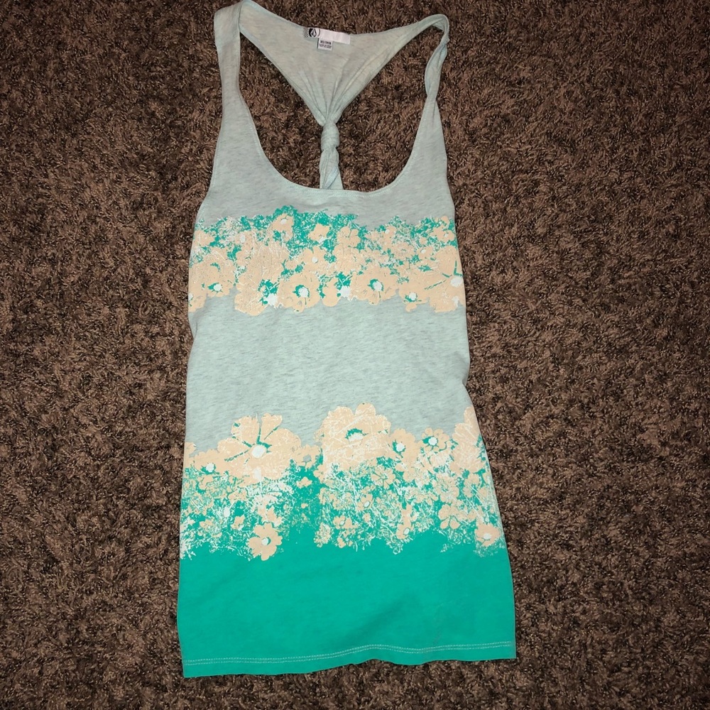 Volcom tank top size small